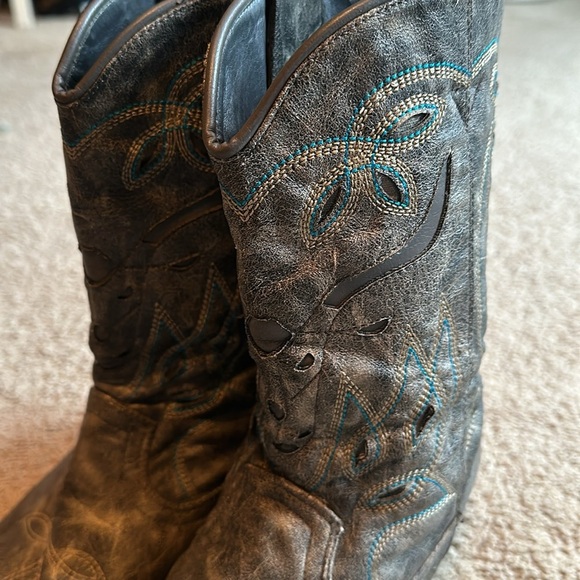 Loretta Rustic Cowboy Boots from Buckle - size 10 - Picture 8 of 9